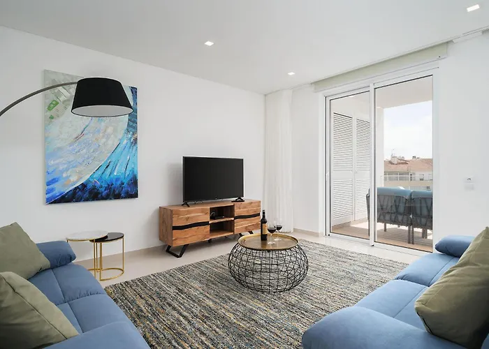 Marina View By Homing Apartament *