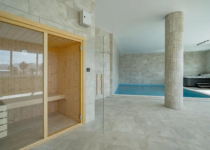 Marina View By Homing *