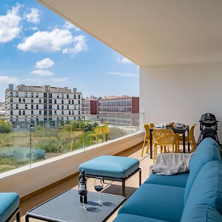 Marina View By Homing Apartament *